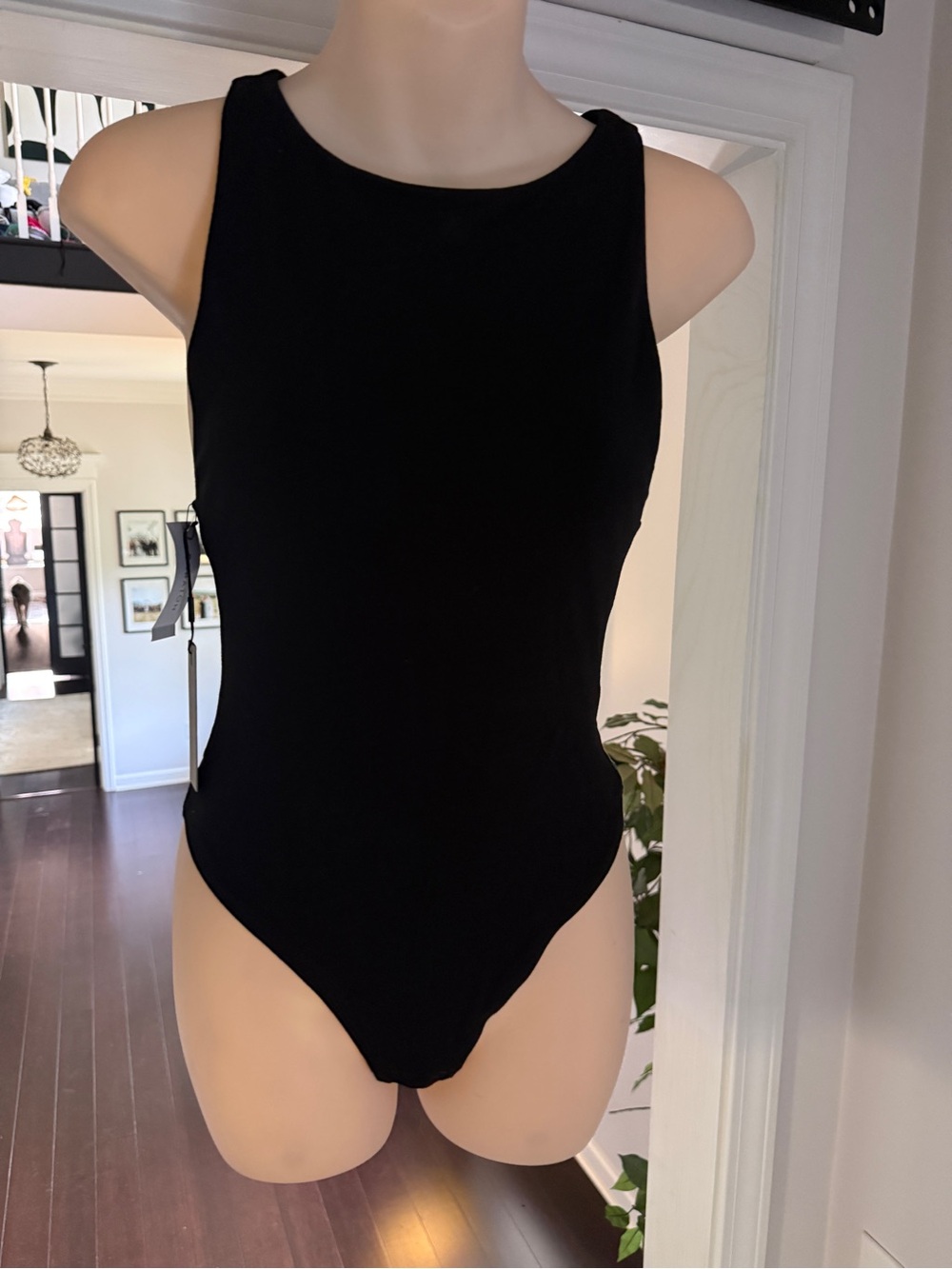 Aritzia Babaton Soft Contour Muscle Bodysuit Black S NWT